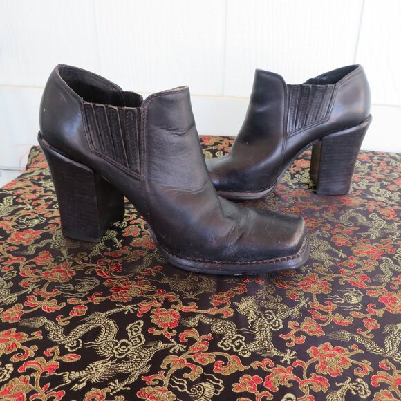 Vintage leather bootie - Picture 3 of 7